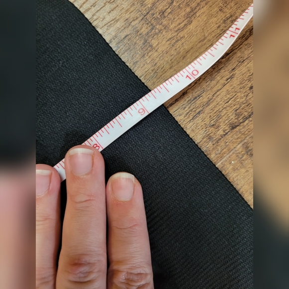 FREE WITH BUNDLE Smart Set cropped leggings - Picture 7 of 8